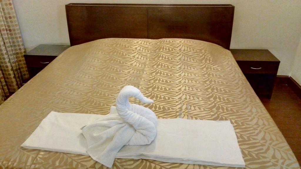 2Bhk Comfortable Furnished Serviced Apartments In Hauz Khas - Woodpecker Apartments New Delhi Eksteriør bilde