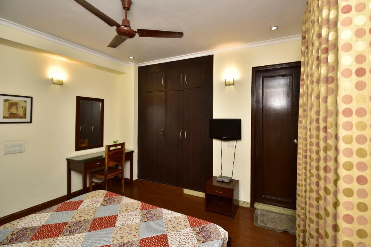 2Bhk Comfortable Furnished Serviced Apartments In Hauz Khas - Woodpecker Apartments New Delhi Eksteriør bilde