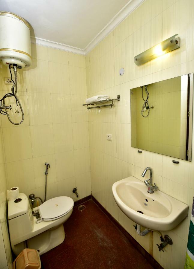 2Bhk Comfortable Furnished Serviced Apartments In Hauz Khas - Woodpecker Apartments New Delhi Eksteriør bilde